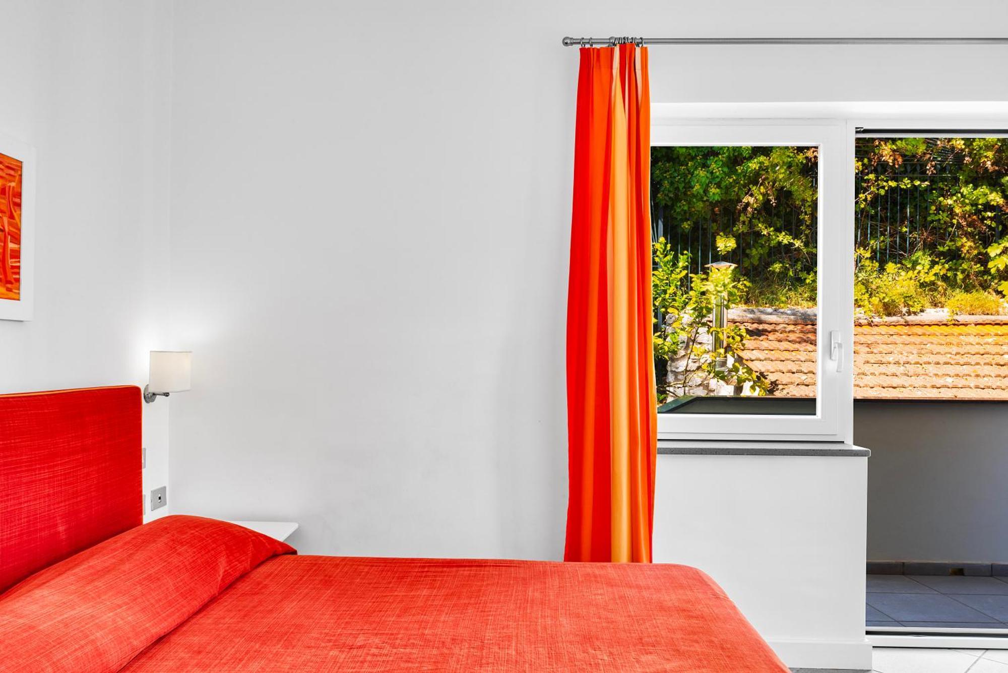 Aparthotel Le Capannelle à SantʼAgata sui Due Golfi Extérieur photo