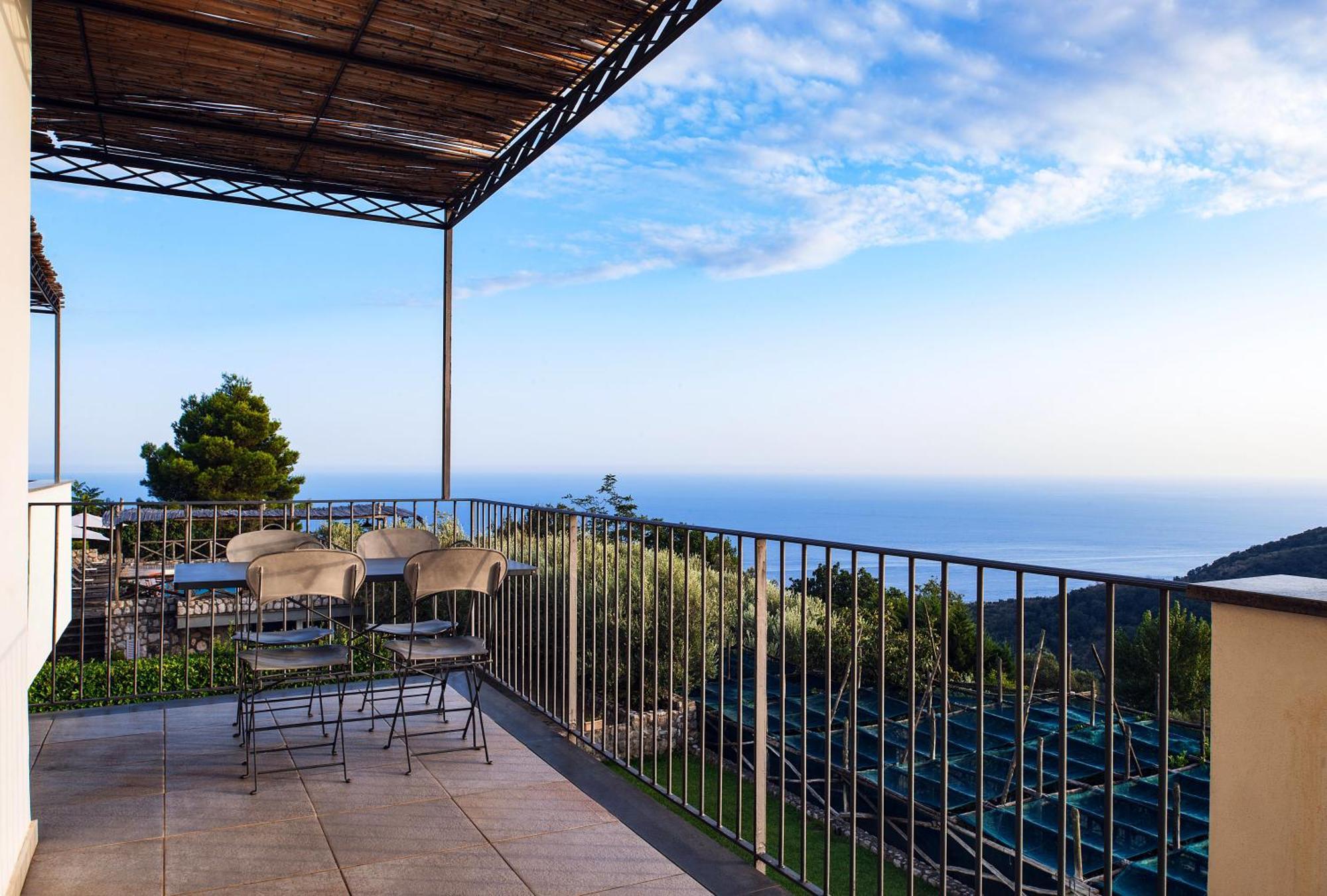 Aparthotel Le Capannelle à SantʼAgata sui Due Golfi Extérieur photo