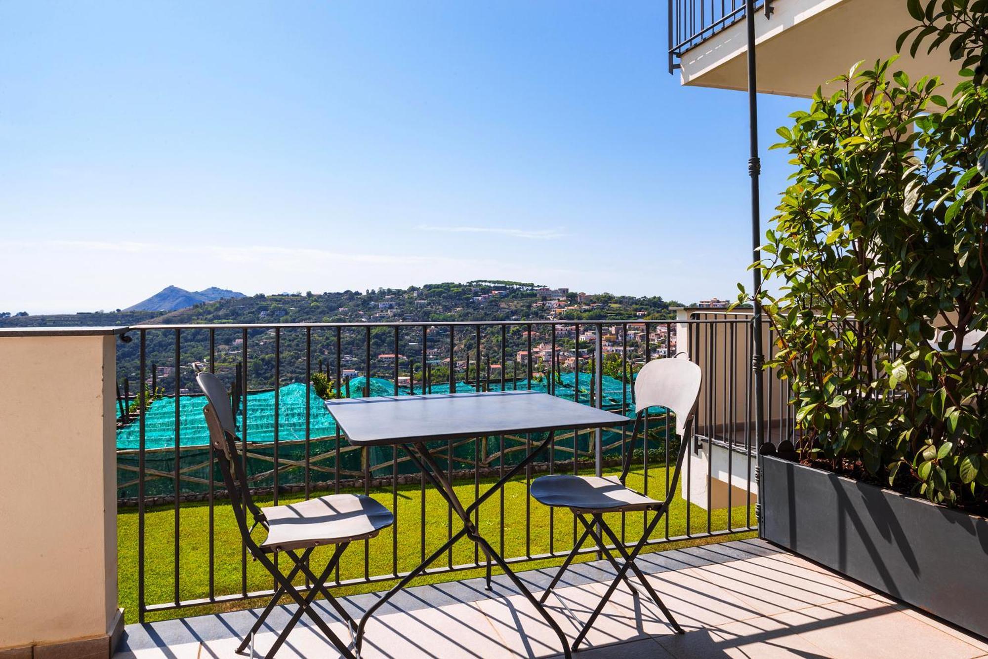 Aparthotel Le Capannelle à SantʼAgata sui Due Golfi Extérieur photo